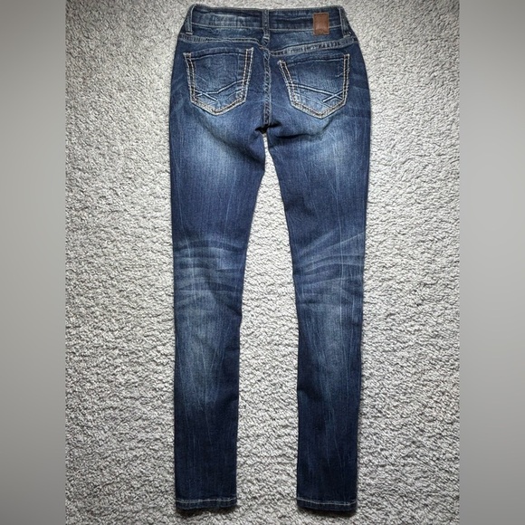 BKE Denim Jeans Womens 23 Skinny Distressed Holes Low Rise Big Stitch Concert - Picture 5 of 6